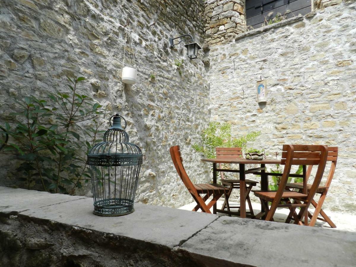 Casa Lucia Villa Motovun Bagian luar foto